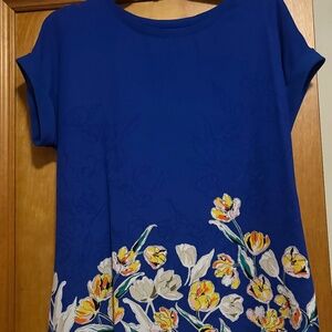 Apt. 9 Short Sleeve Top Size M